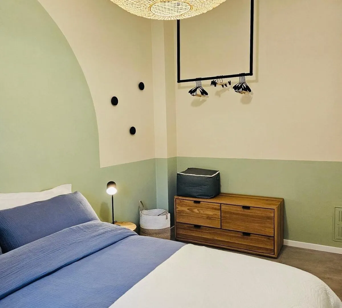 Claudia'S Luxurious Garden Apt Monterosso al Mare Apartament