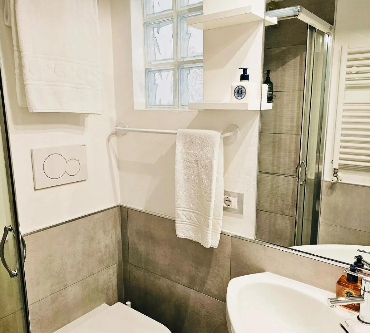 Claudia'S Luxurious Garden Apt Monterosso al Mare Apartament
