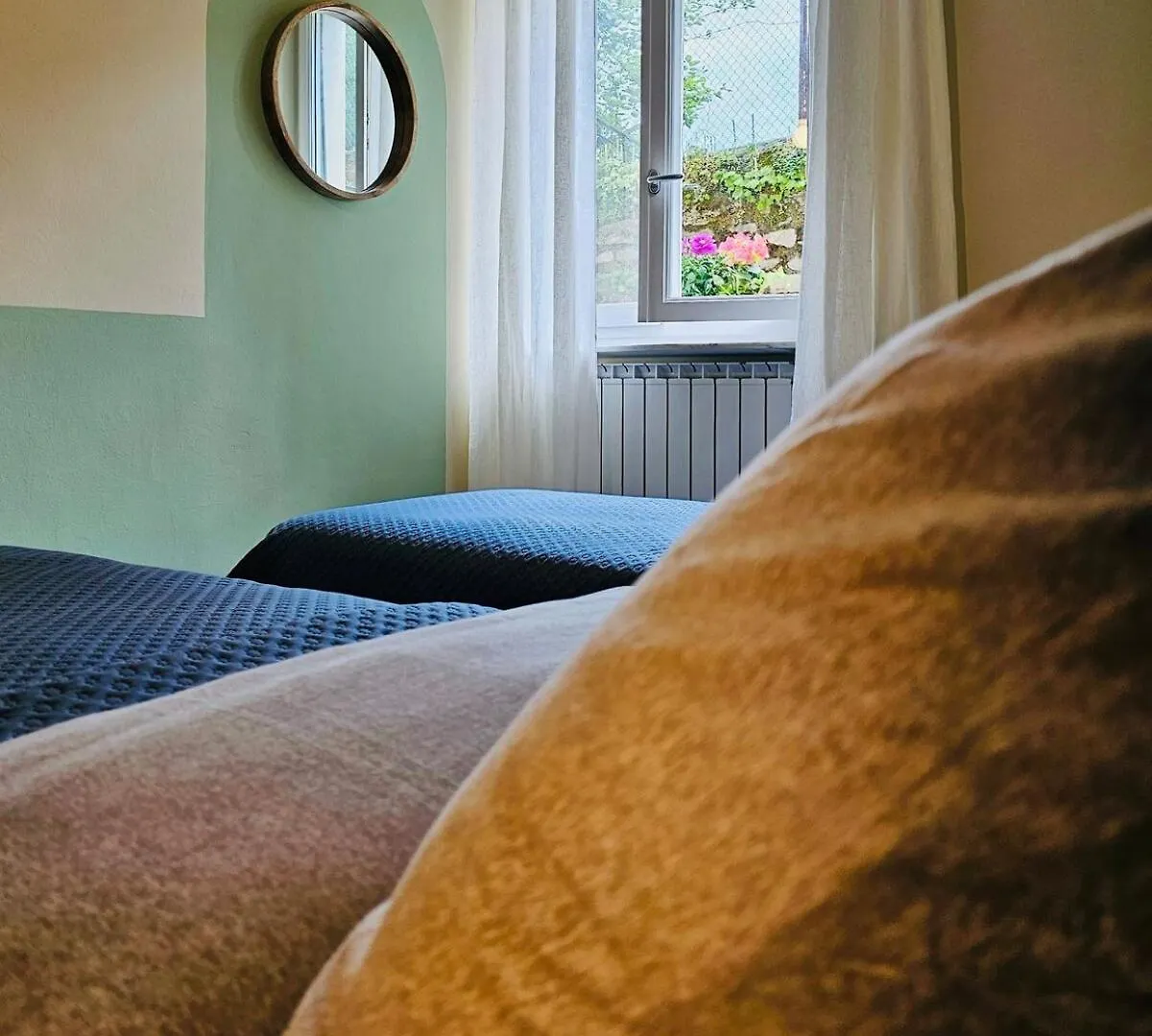 Apartament Claudia'S Luxurious Garden Apt Monterosso al Mare Włochy
